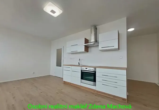 Pronájem bytu 1+kk, Praha - Řepy, 35 m2