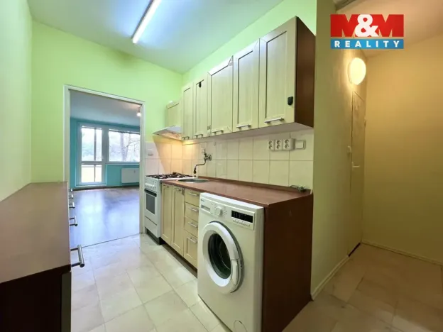 Pronájem bytu 1+kk, Zlín, Družstevní, 32 m2