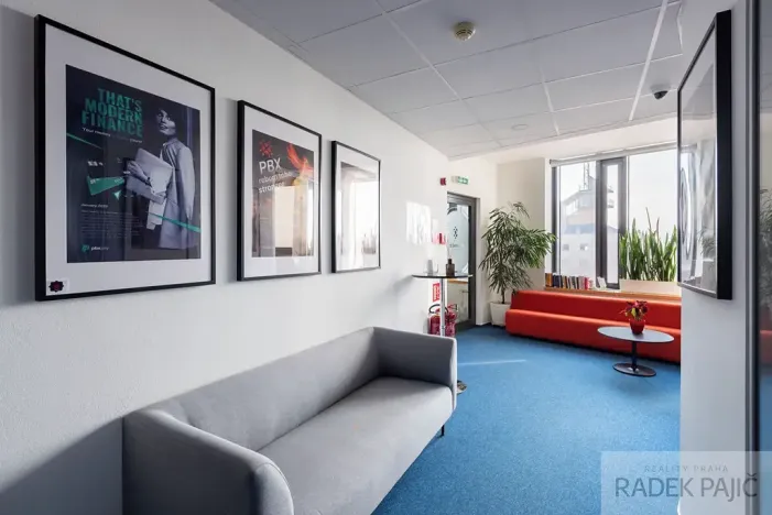 Prodej kanceláře, Brno, Pražákova, 272 m2