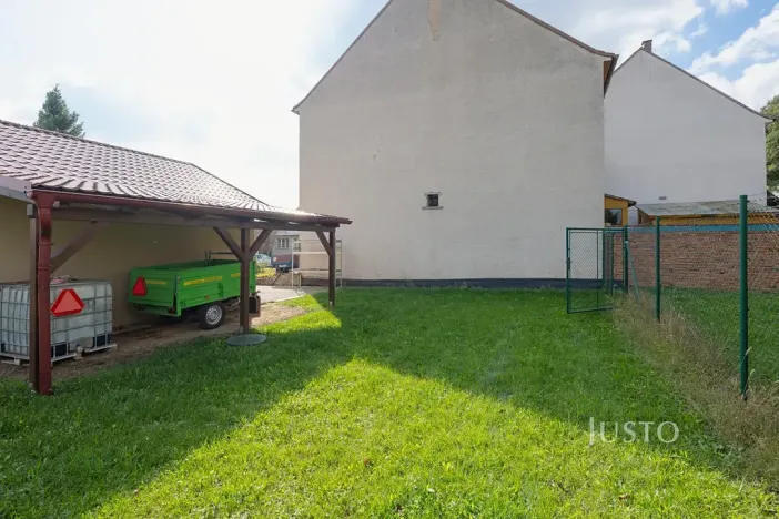 Prodej garáže, Těmice, 38 m2