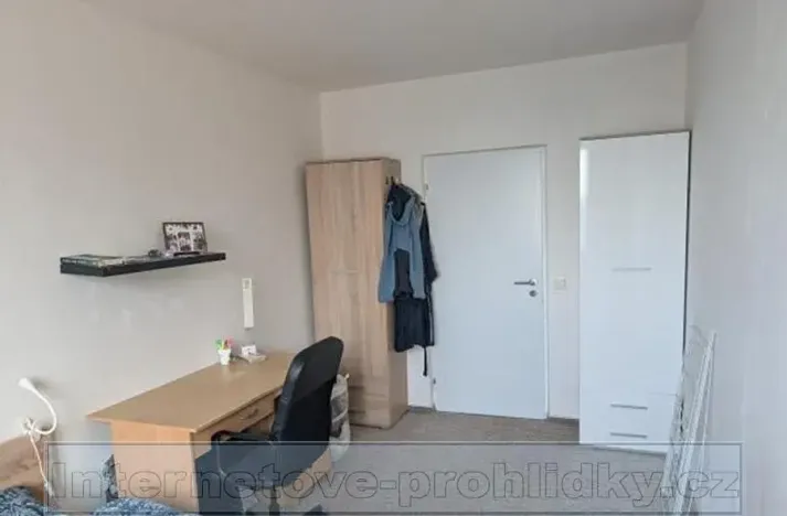 Pronájem pokoje, Brno, Bzenecká, 13 m2