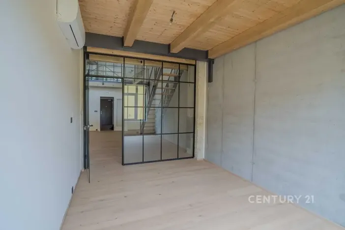 Prodej bytu 4+kk, Praha - Vysočany, Kolbenova, 176 m2