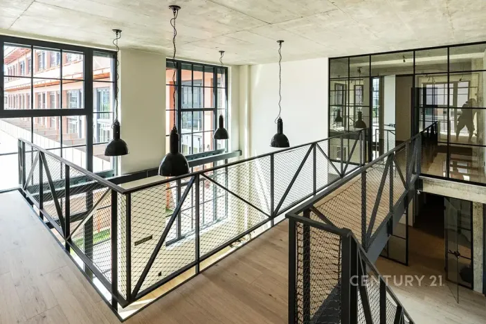 Prodej atypického bytu, Praha - Vysočany, Kolbenova, 181 m2