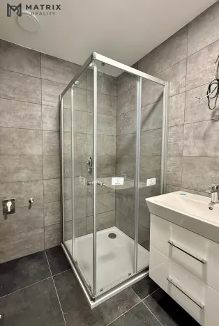 Pronájem bytu 2+1, Praha - Libeň, Zenklova, 64 m2