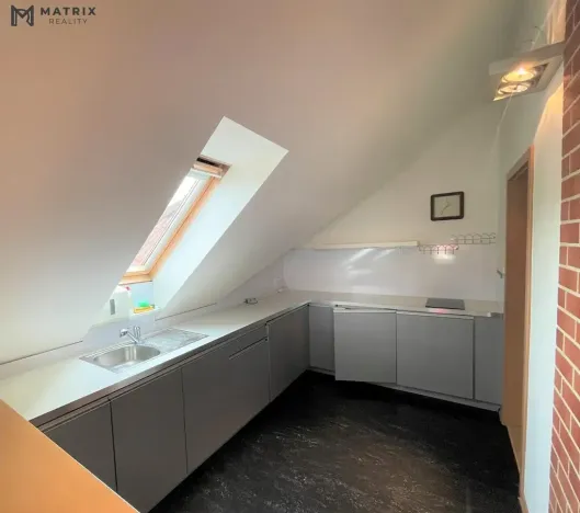 Pronájem bytu 4+kk, Praha - Kobylisy, Zdibská, 127 m2