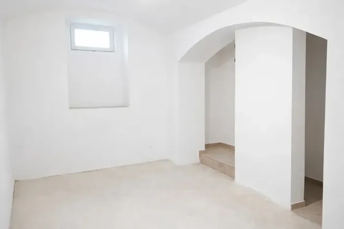 Pronájem obchodního prostoru, Praha - Strašnice, Saratovská, 110 m2