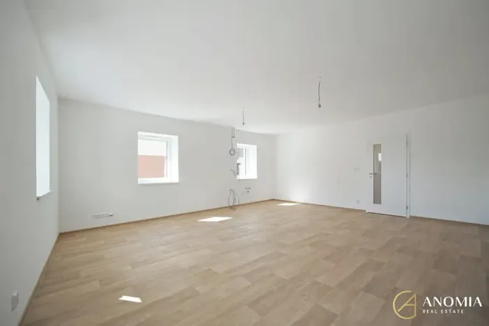 Prodej bytu 3+kk, Trhová Kamenice, Raisovo náměstí, 89 m2