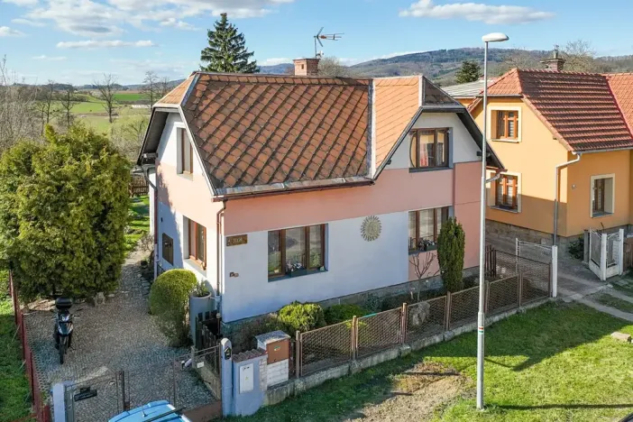 Prodej rodinného domu, Železnice, Nádražní, 73 m2