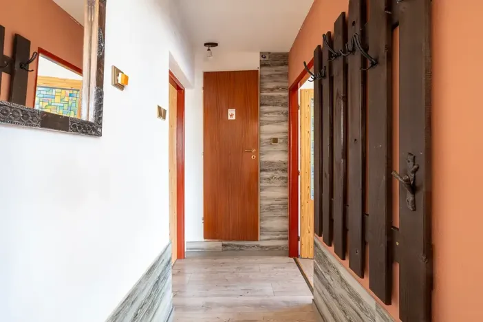 Prodej rodinného domu, Železnice, Nádražní, 73 m2