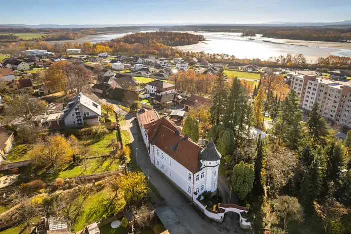 Prodej vily, Zliv, Klostermannova, 800 m2