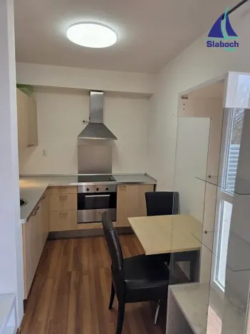 Pronájem bytu 1+kk, Praha - Stodůlky, U dálnice, 38 m2