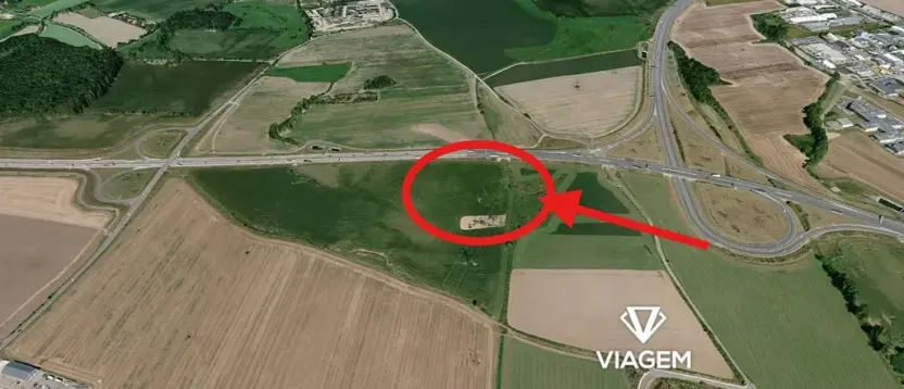 Prodej podílu pole, Zlatníky-Hodkovice, 1491 m2