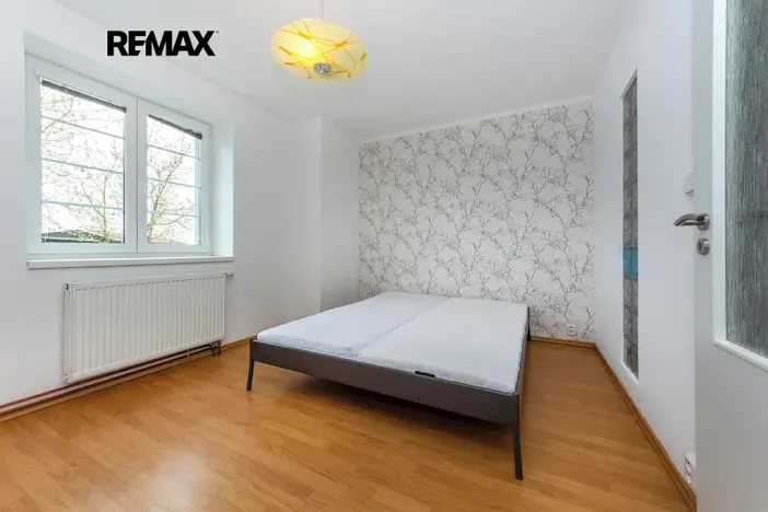 Pronájem bytu 2+kk, Praha - Ruzyně, U letiště, 47 m2