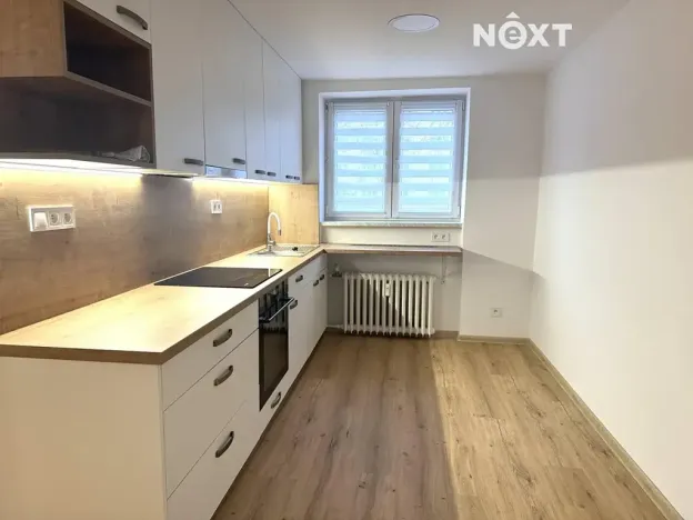 Pronájem bytu 2+1, Zlín, Podvesná IV, 58 m2