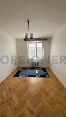 Pronájem bytu 2+1, Pardubice, Benešovo náměstí, 20 m2