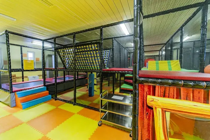 Prodej komerční nemovitosti, Mladá Boleslav, U stadionu, 986 m2