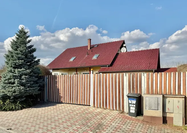 Prodej rodinného domu, Moravany, 140 m2