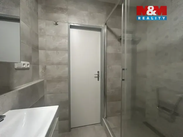 Pronájem bytu 1+1, Ústí nad Labem - Severní Terasa, Větrná, 35 m2