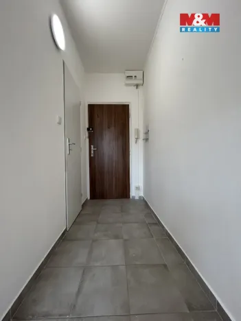 Pronájem bytu 1+1, Ústí nad Labem - Severní Terasa, Větrná, 35 m2