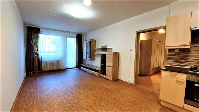 Pronájem bytu 2+kk, Praha - Modřany, Pertoldova, 47 m2