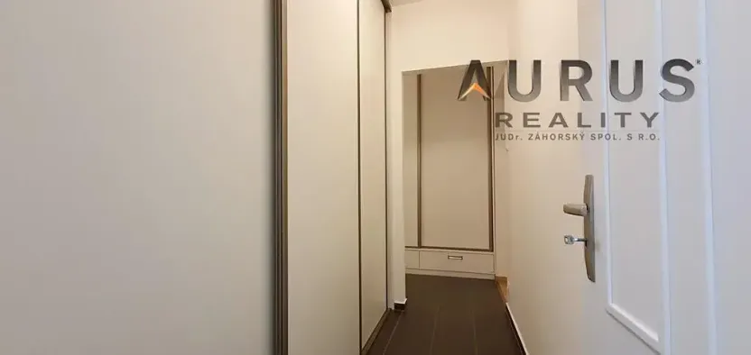 Pronájem bytu 3+kk, Praha - Nusle, Mojmírova, 74 m2