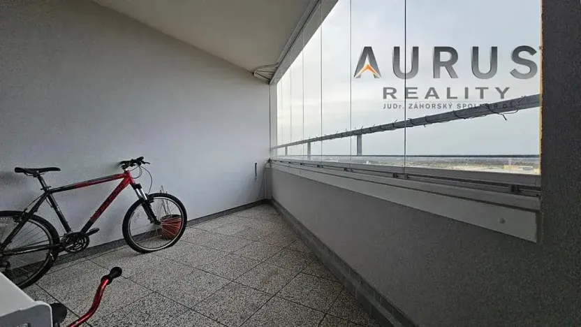 Pronájem bytu 2+kk, Praha - Horní Měcholupy, Modenská, 68 m2