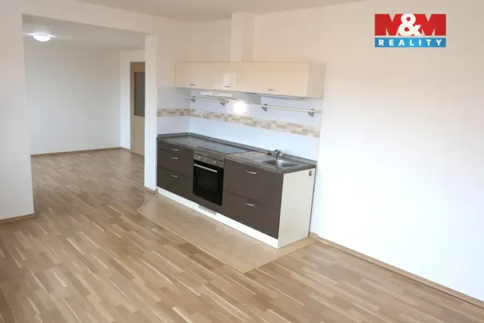 Pronájem bytu 1+kk, Beroun - Beroun-Centrum, Palackého, 38 m2