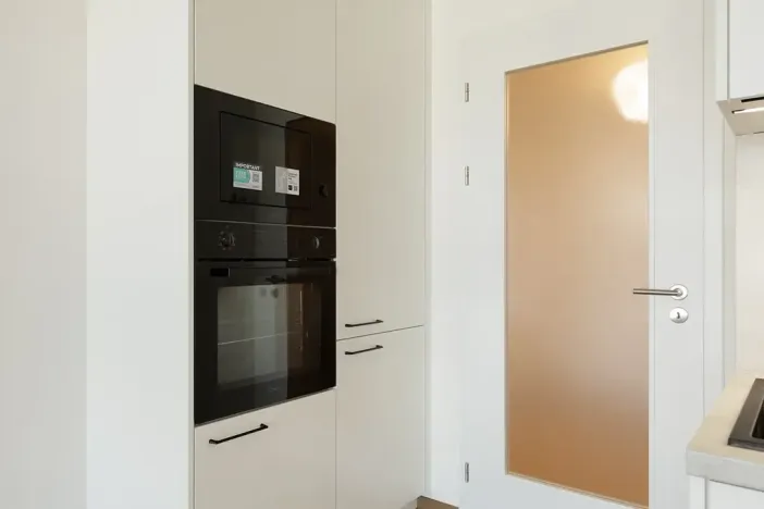 Pronájem bytu 1+kk, Praha - Hloubětín, Poděbradská, 32 m2