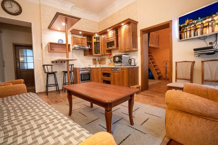 Prodej bytu 3+kk, Karlovy Vary, Kolmá, 81 m2