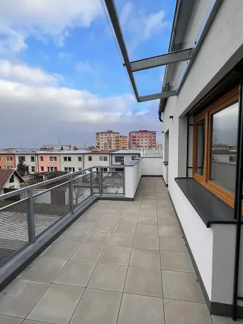 Pronájem bytu 2+kk, Znojmo, Třešňová, 66 m2