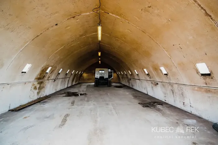 Pronájem skladu, Drhovice, 148 m2