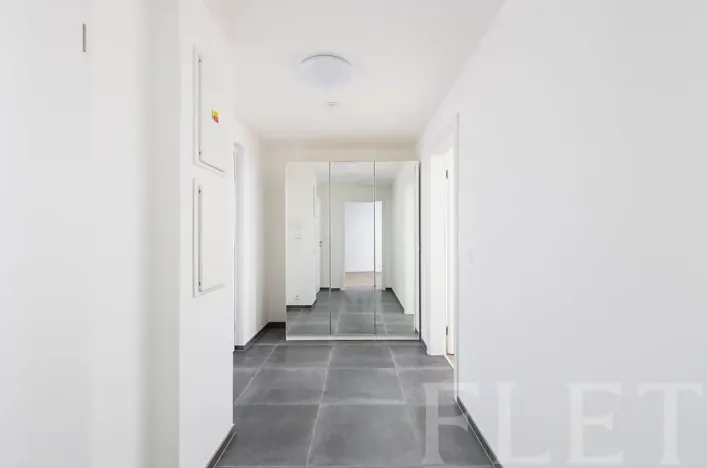 Pronájem bytu 2+kk, Praha - Hloubětín, Sobí, 55 m2