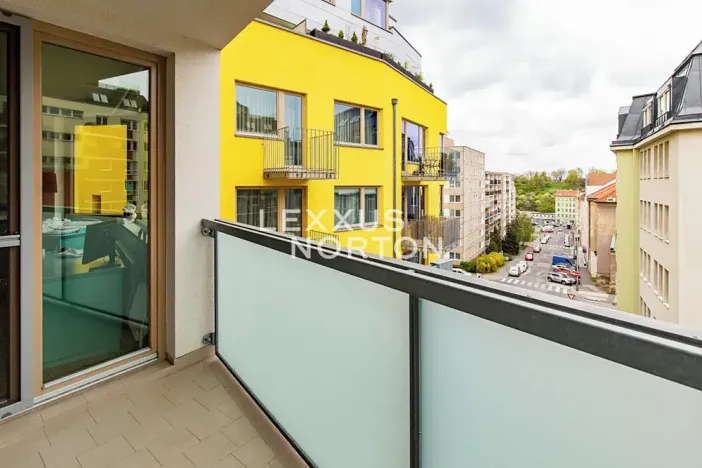 Pronájem bytu 4+kk, Praha - Žižkov, Jeseniova, 116 m2