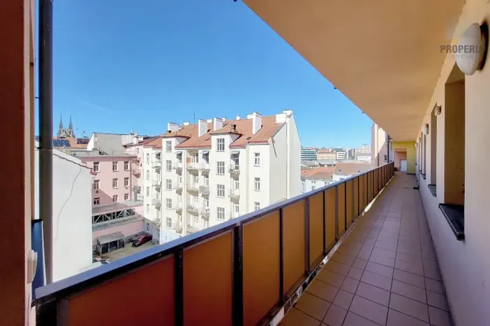 Prodej bytu 1+kk, Brno, Křenová, 32 m2