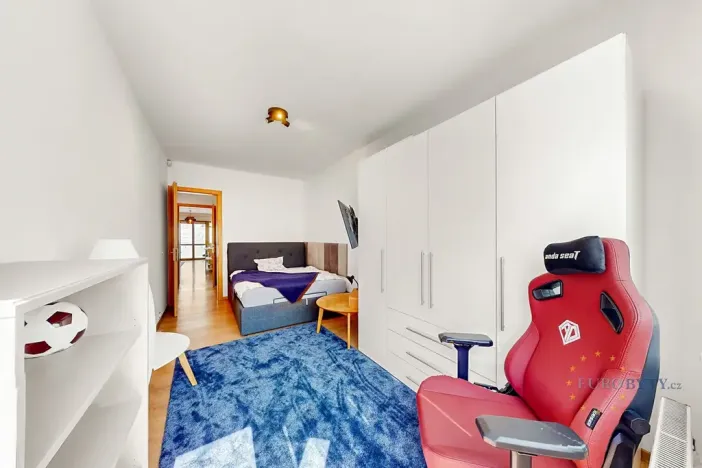 Pronájem bytu 4+kk, Praha - Podolí, Podolská, 133 m2