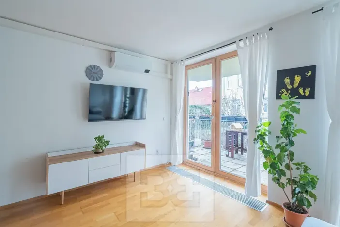 Prodej bytu 3+kk, Praha - Kobylisy, Pod hliništěm, 70 m2