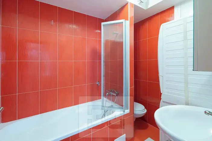 Prodej bytu 3+kk, Praha - Kobylisy, Pod hliništěm, 70 m2