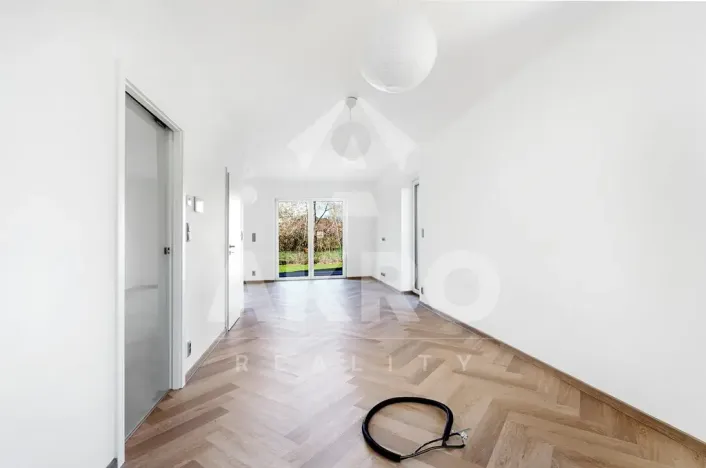 Prodej bytu 4+kk, Praha - Klánovice, Holekova, 158 m2