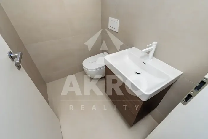 Prodej bytu 4+kk, Praha - Klánovice, Holekova, 158 m2