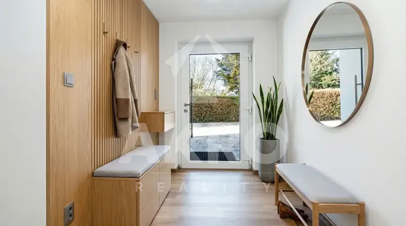 Prodej bytu 4+kk, Praha - Klánovice, Holekova, 158 m2