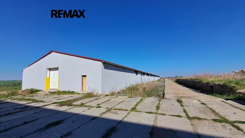 Prodej skladu, Dolní Chvatliny, 3690 m2