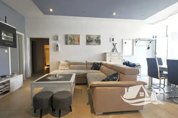 Prodej bytu 4+kk, Pula, Chorvatsko, 94 m2