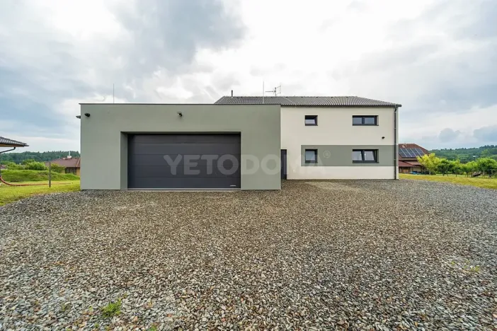 Prodej rodinného domu, Kornatice, 270 m2