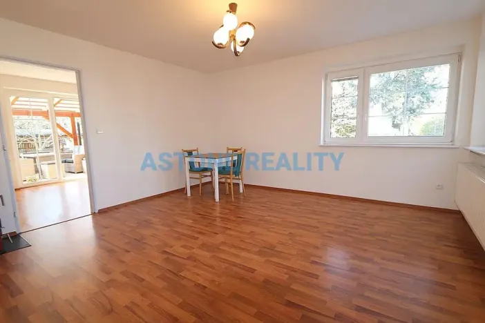 Pronájem rodinného domu, Praha - Újezd nad Lesy, Týnecká, 210 m2