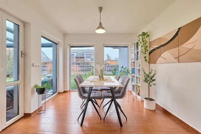 Prodej rodinného domu, Svémyslice, Sluncová, 155 m2