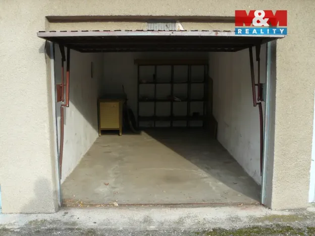 Prodej garáže, Olomouc, Hněvotínská, 18 m2
