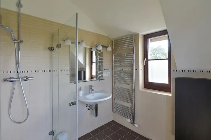 Pronájem vily, Praha - Benice, Žitavská, 173 m2