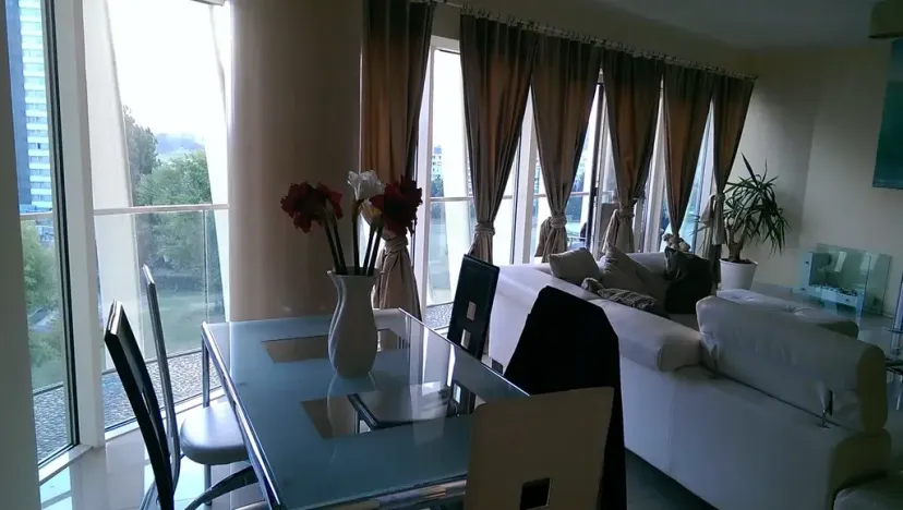 Pronájem bytu 3+kk, Praha - Karlín, U Sluncové, 90 m2