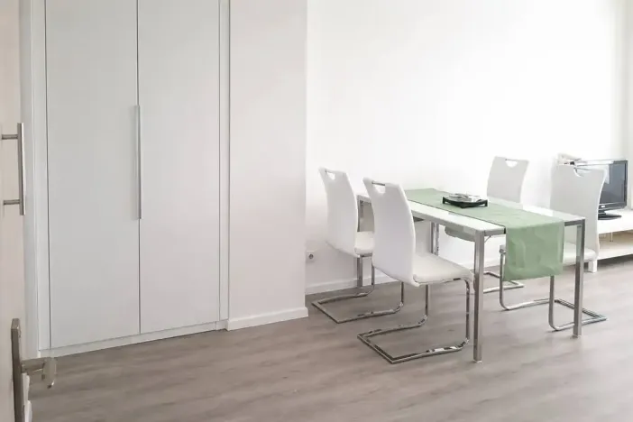 Pronájem bytu 2+kk, Praha - Žižkov, Pod lipami, 54 m2