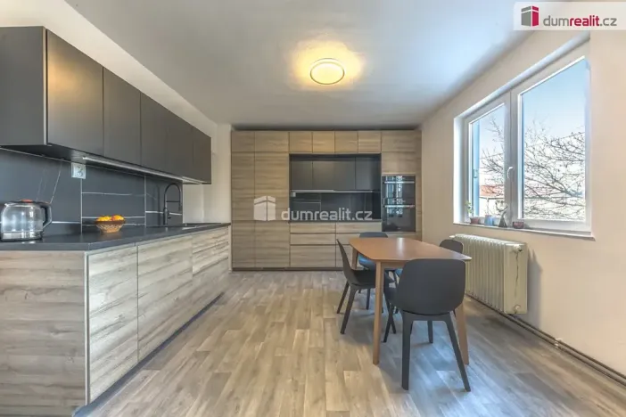 Prodej rodinného domu, Praha - Horní Počernice, Spojenců, 209 m2